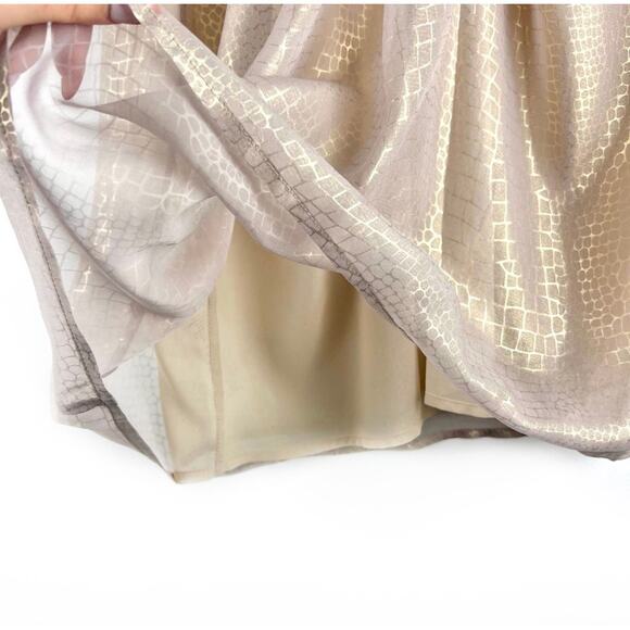 Joie Mirla Gold Metallic Shimmer Sleeveless Blouse XS Croc Print Holiday - Picture 5 of 8